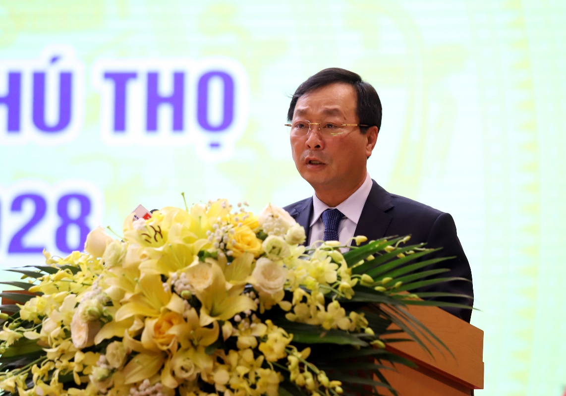 Chủ tịch UBND tỉnh B&amp;ugrave;i Văn Quang ph&amp;aacute;t biểu tại Đại hội