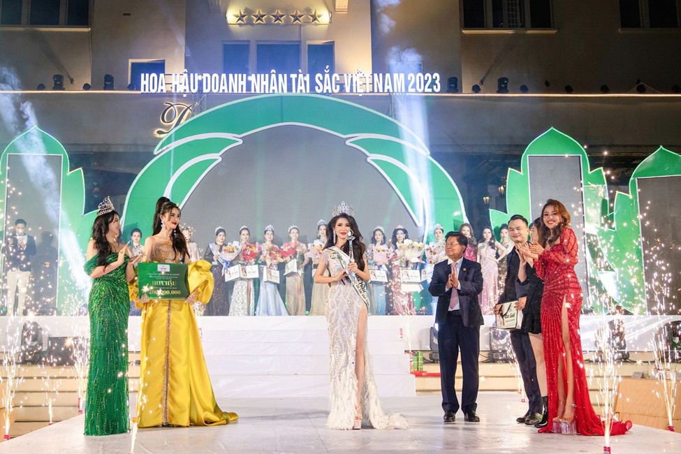 Doanh nh&amp;acirc;n Phan Thị Mỹ Linh ch&amp;iacute;nh thức l&amp;ecirc;n ng&amp;ocirc;i Hoa hậu Doanh nh&amp;acirc;n T&amp;agrave;i sắc Việt Nam 2023.