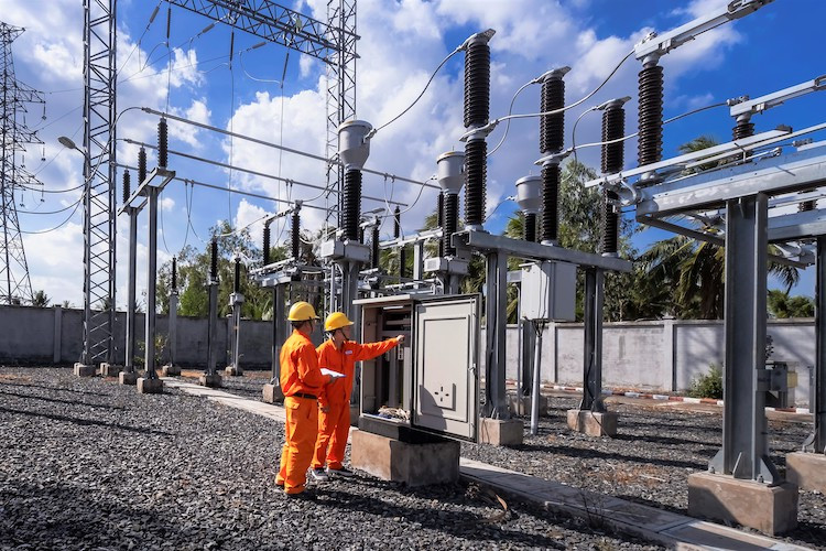 Bộ C&amp;ocirc;ng Thương phải tr&amp;igrave;nh cơ chế mua b&amp;aacute;n điện trực tiếp trước 31/12