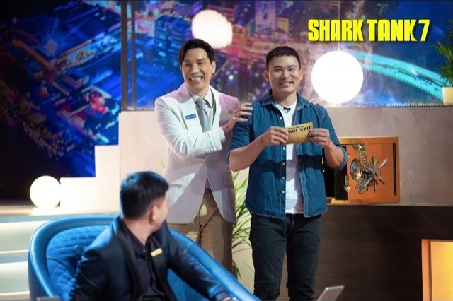 Người thợ đánh giày chinh phục Shark Tank với startup Bệnh viện đồ da