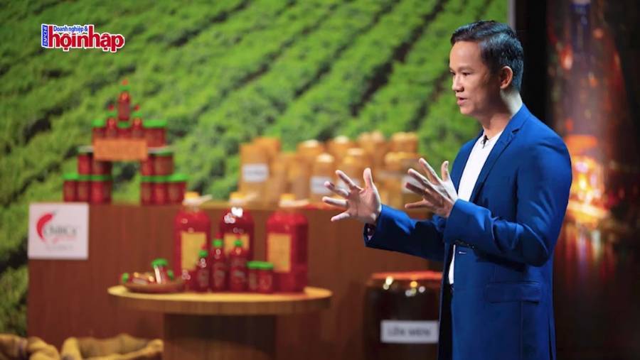 Tự tin là đối thủ của Sriracha, startup tương ớt Việt từ chối 'chốt deal' tại Shark Tank
