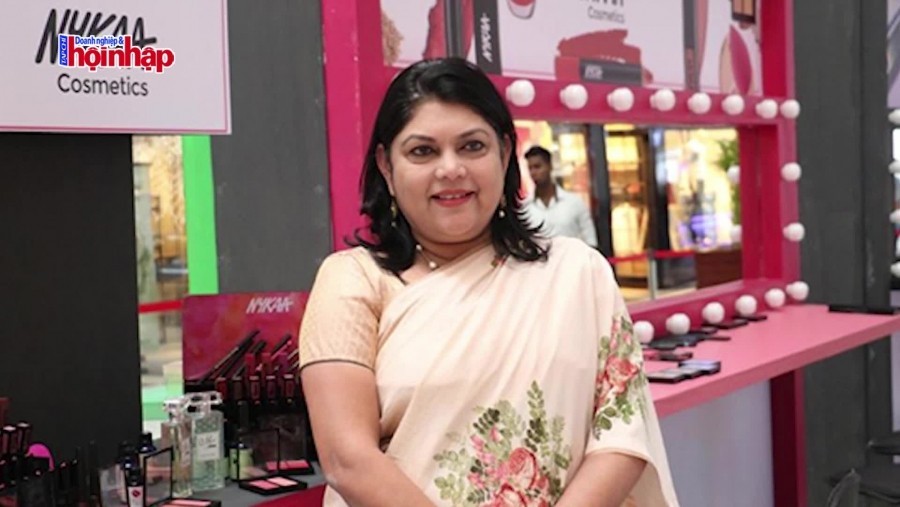 Câu chuyện khởi nghiệp của nữ tỷ phú tự thân Falguni Nayar