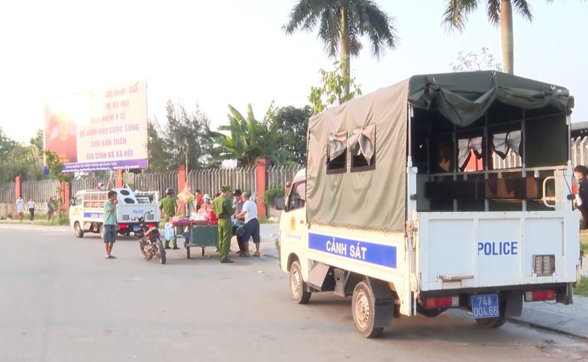Quảng Trị: Phường Nam Đông Hà ra quân chấn chỉnh trật tự đô thị, xử lý vi phạm lấn chiếm lòng lề đường